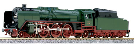 Steam locomotive BR 01 in original green livery<br /><a href='images/pictures/Tillig/02125.jpg' target='_blank'>Full size image</a>